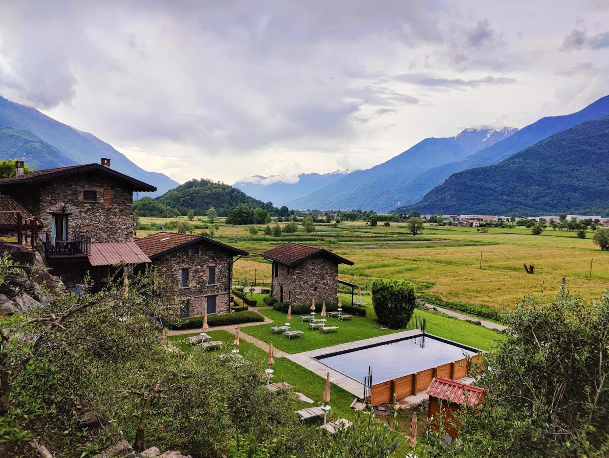 Borgo Erbiola Villa Colico Bagian luar foto