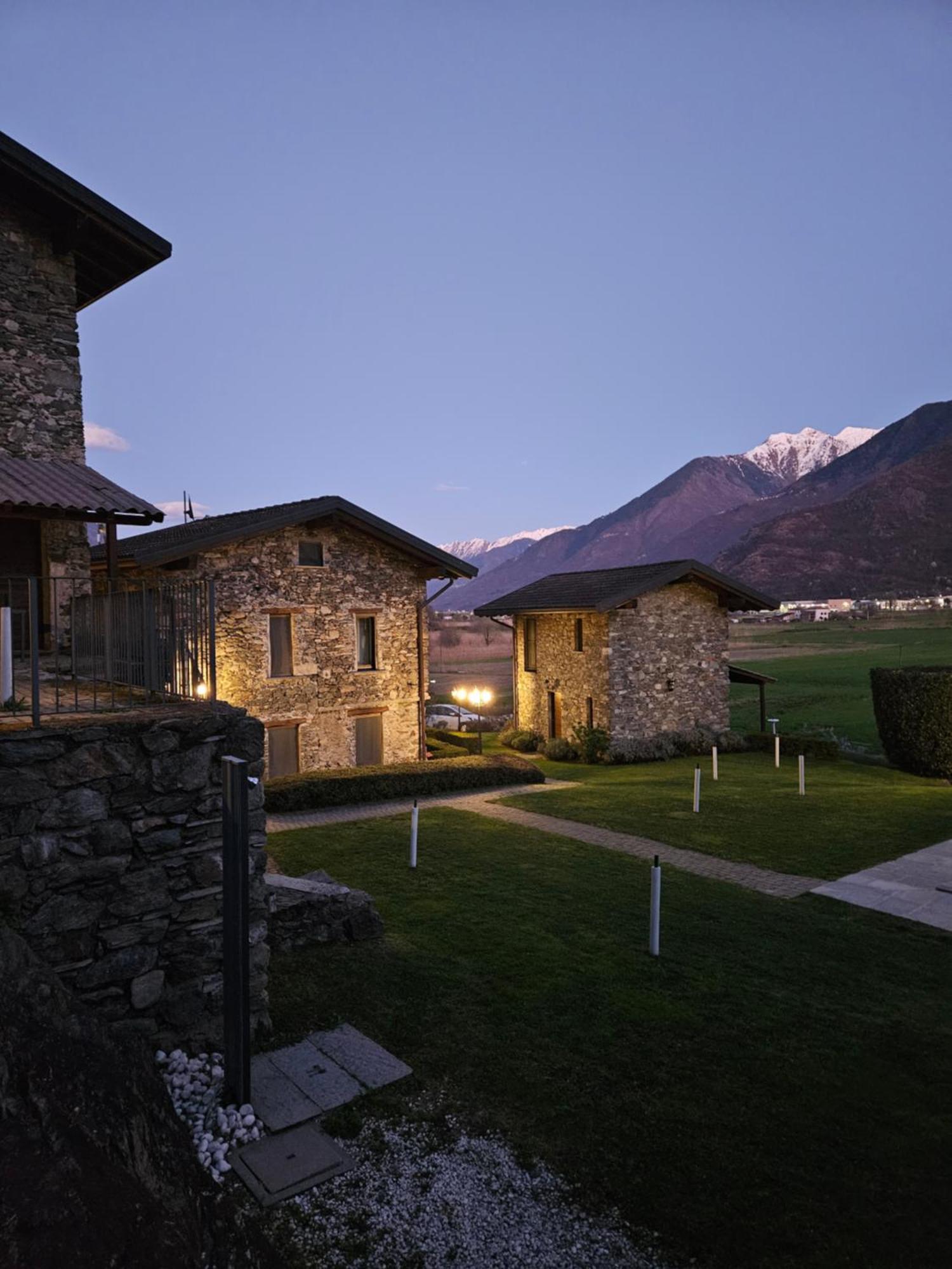 Borgo Erbiola Villa Colico Bagian luar foto