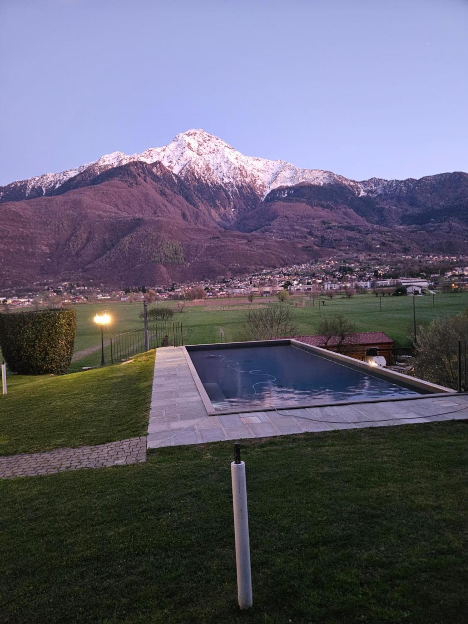 Borgo Erbiola Villa Colico Bagian luar foto